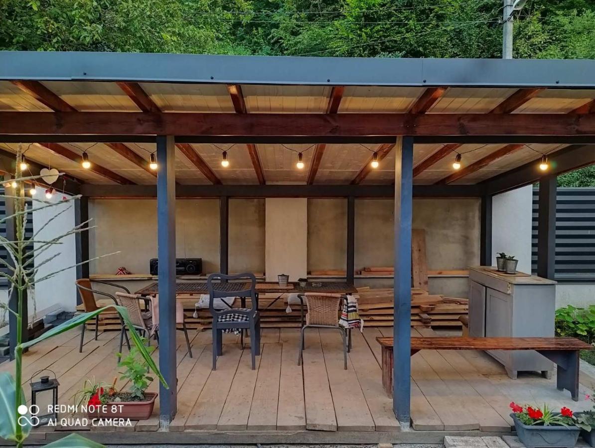 Flat In Cottage Close To The Centre Parking, Wifi, Bbq Leópolis Exterior foto