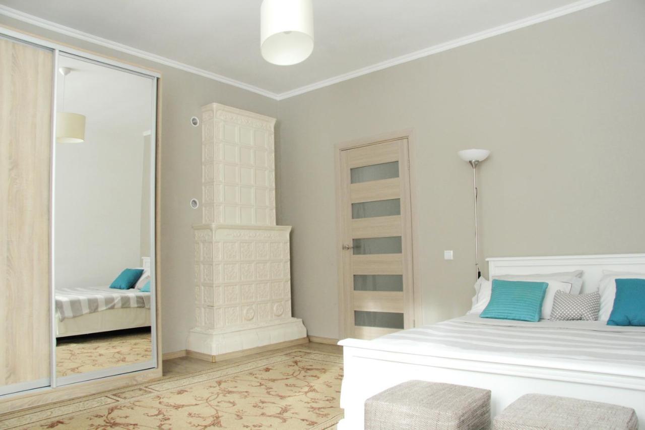 Flat In Cottage Close To The Centre Parking, Wifi, Bbq Leópolis Exterior foto